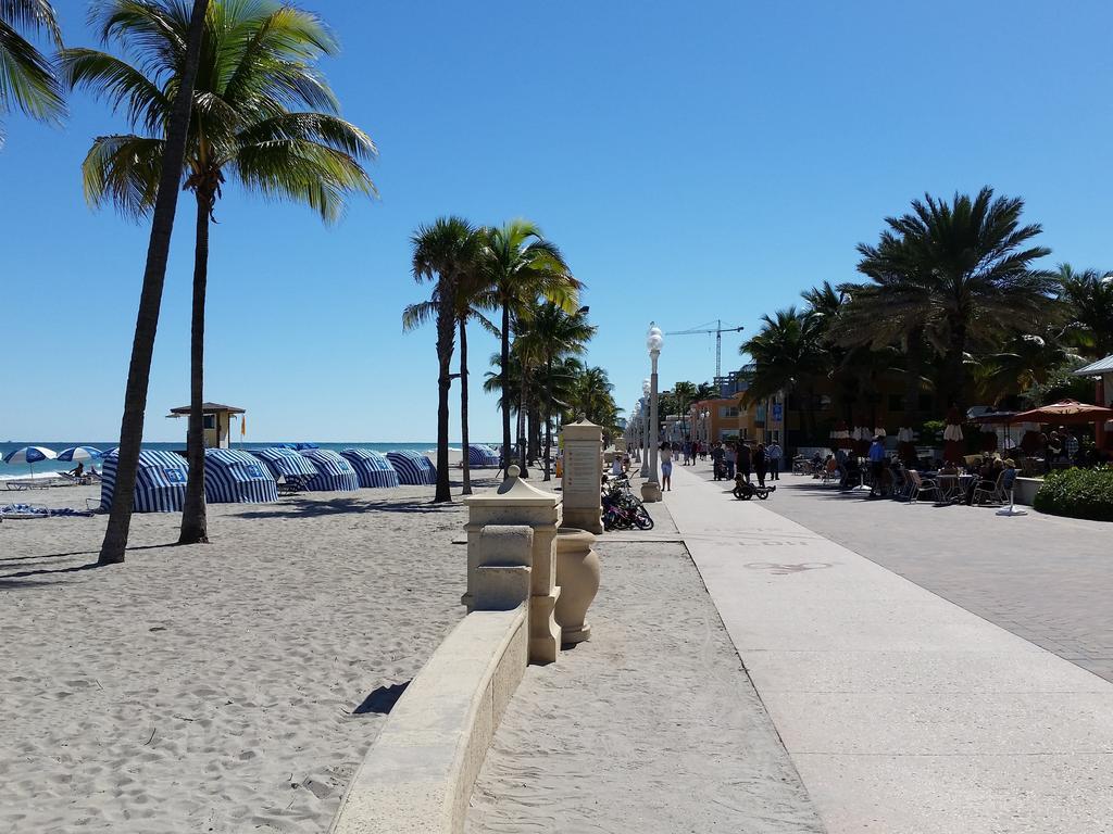 Hollywood Broadwalk Oceanside Hotel 客房 照片