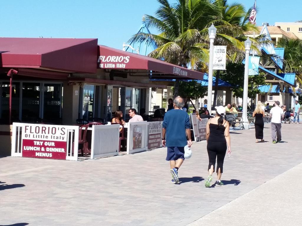 Hollywood Broadwalk Oceanside Hotel 客房 照片